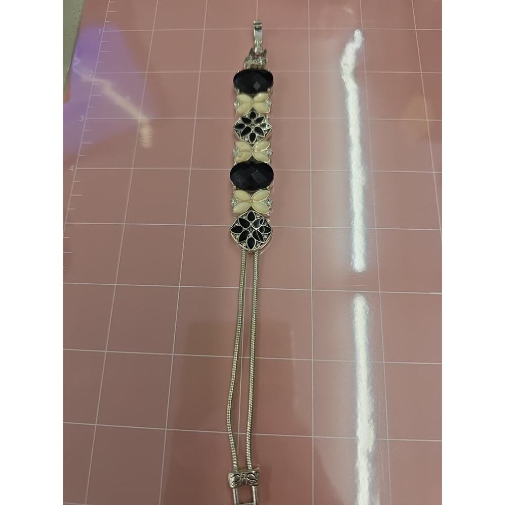 Vintage NAPIER SLIDING charm Silver Tone bracelet